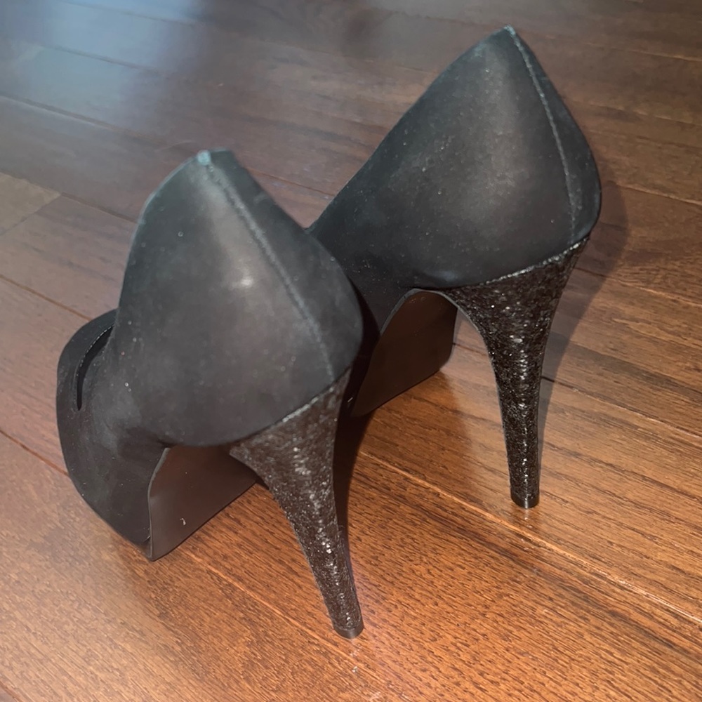 Black suede Steven by Steve Madden heels with glitter heel size 9